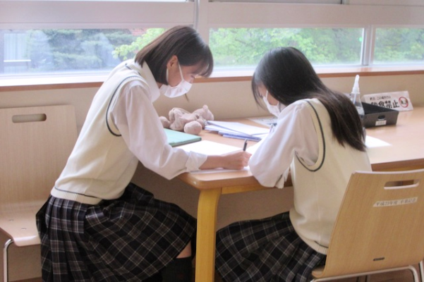 札幌光星中学高校制服写真画像動画まとめ・レビュー口コミ評判・生徒の着こなし・夏服冬服詳細情報
