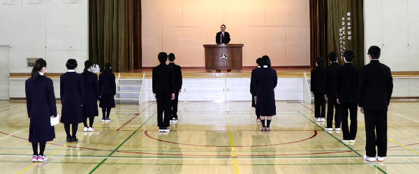 鶴居村立幌呂中学校の制服写真画像まとめ・レビュー口コミ評判・夏服冬服詳細情報