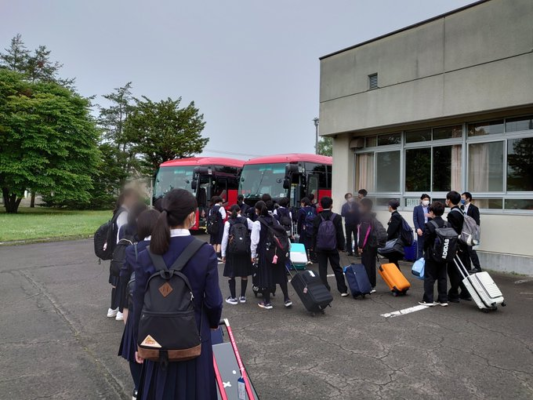 鶴居村立幌呂中学校の制服写真画像まとめ・レビュー口コミ評判・夏服冬服詳細情報