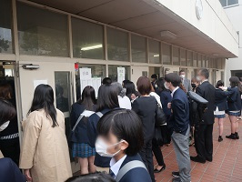 神奈川県立新栄高校の制服写真画像動画まとめ・レビュー口コミ評判・生徒の着こなし・夏服冬服詳細情報