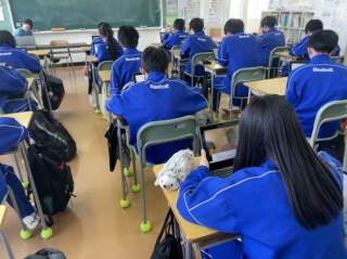 石狩市立石狩中学校の制服写真画像まとめ・レビュー口コミ評判・夏服冬服詳細情報│全国中高制服グラム全国47都道府県の中学校高等学校制服検索口コミ