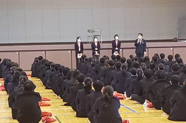 さいたま市立浦和南高校の制服写真画像まとめ・レビュー口コミ評判・生徒の着こなし・夏服冬服詳細情報