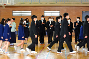 千葉県立薬園台高校の制服写真画像動画まとめ・レビュー口コミ評判・生徒の着こなし・夏服冬服詳細情報