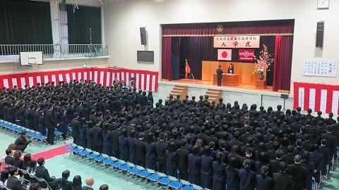 大阪府立寝屋川高校の制服画像・着こなし評判・制服ランキング