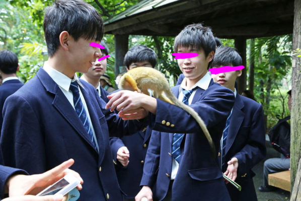 近畿大学附属高校中学校の制服写真画像まとめ・レビュー口コミ評判・生徒の着こなし・夏服冬服詳細情報