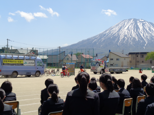倶知安町立倶知安中学校の制服写真画像動画まとめ・レビュー口コミ評判・夏服冬服詳細情報