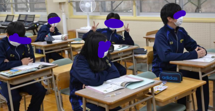 歌志内市立歌志内中学校の制服写真画像まとめ・レビュー口コミ評判・夏服冬服詳細情報│全国中高制服グラム全国47都道府県の中学校高等学校制服検索口コミ