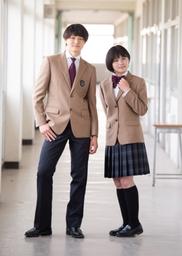 神戸弘陵学園高校の制服写真画像まとめ・レビュー口コミ評判【2022/令和4年新制服】学ランセーラー廃止