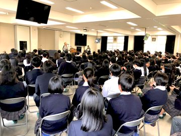 大阪府立枚岡樟風高校の制服写真画像動画まとめ・レビュー口コミ評判・生徒の着こなし・夏服冬服詳細情報