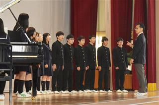 愛知県立松蔭高校の制服写真画像動画まとめ・レビュー口コミ評判・生徒の着こなし・セーラー服夏服冬服詳細情報