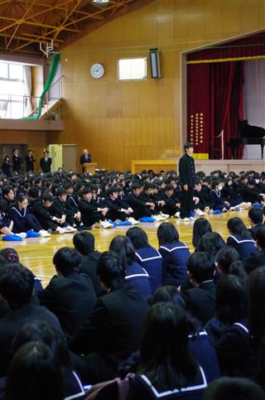 愛知県立松蔭高校の制服写真画像動画まとめ・レビュー口コミ評判・生徒の着こなし・セーラー服夏服冬服詳細情報