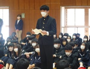 愛知県立松蔭高校の制服写真画像動画まとめ・レビュー口コミ評判・生徒の着こなし・セーラー服夏服冬服詳細情報