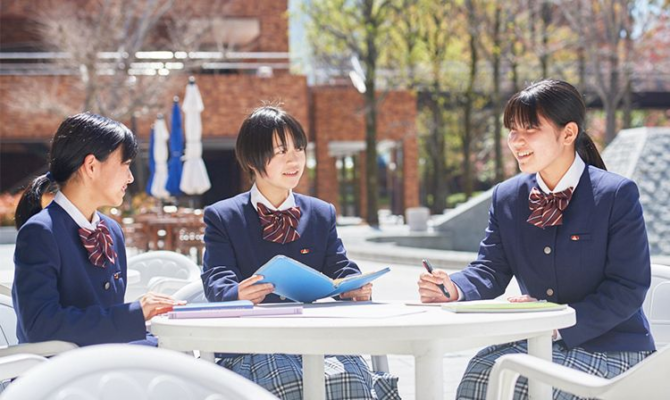 大阪学院大学高校の制服写真画像動画まとめ・レビュー口コミ評判・生徒の着こなし・夏服冬服詳細情報