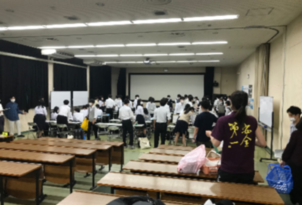 大阪府立三国丘高校の制服写真画像まとめ・レビュー口コミ評判・生徒の着こなし・夏服冬服詳細情報