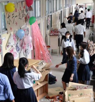 初芝富田林中学高校の制服写真画像動画まとめ・レビュー口コミ評判・新制服旧制服比較【2023/令和5年度新制服】学ラン廃止