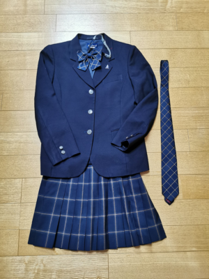 神奈川県立小田原東高校の制服写真画像動画まとめ・レビュー口コミ評判（旧小田原総合ビジネス高校）│全国中高制服グラム全国47都道府県の中学校