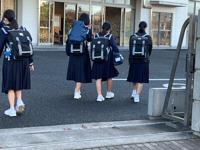 春日部市立東中学校の制服写真画像動画まとめ・レビュー口コミ評判・体操服ジャージ・夏服冬服詳細情報