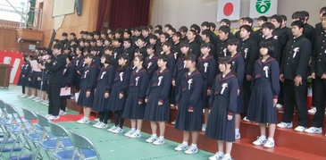春日部市立緑中学校の制服写真画像動画まとめ・レビュー口コミ評判・体操服ジャージ・夏服冬服詳細情報