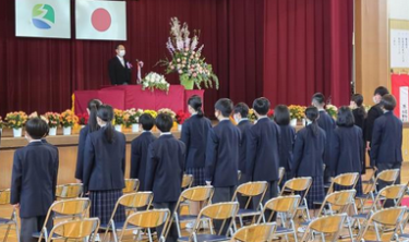 久喜市立菖蒲中学校の制服写真画像動画まとめ・レビュー口コミ評判・新制服旧制服比較【2022/令和4年度新制服】学ランセーラー服廃止