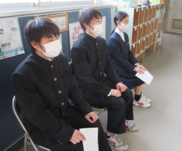 さいたま市立与野西中学校の制服写真画像動画まとめ・レビュー口コミ評判・体操服ジャージ・夏服冬服詳細情報