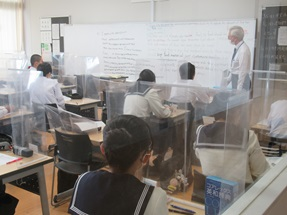 東洋大学附属姫路中学高校の制服写真画像動画まとめ・レビュー口コミ評判・新制服旧制服比較【2022/令和4年度新制服】高校学ランセーラー服廃止