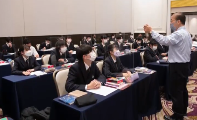 東洋大学附属姫路中学高校の制服写真画像動画まとめ・レビュー口コミ評判・新制服旧制服比較【2022/令和4年度新制服】高校学ランセーラー服廃止