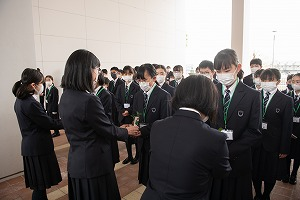 東洋大学附属姫路中学高校の制服写真画像動画まとめ・レビュー口コミ評判・新制服旧制服比較【2022/令和4年度新制服】高校学ランセーラー服廃止