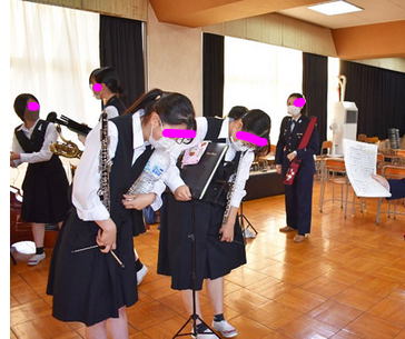 群馬県立伊勢崎商業高校の制服写真画像まとめ・レビュー口コミ評判・生徒の着こなし・夏服冬服詳細情報