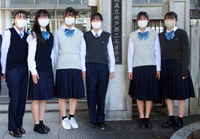 茨城県立水戸第二高校の制服写真画像動画まとめ・レビュー口コミ評判・生徒の着こなし・夏服冬服詳細情報