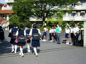 さいたま市立西原中学校の制服写真画像動画まとめ・レビュー口コミ評判・体操服ジャージ・夏服冬服詳細情報