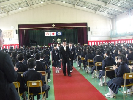 三郷市立瑞穂中学校の制服写真画像動画まとめ・レビュー口コミ評判・体操服ジャージ・夏服冬服詳細情報│全国中高制服グラム-全国47都道府県の中学校高等学校 制服検索口コミ-