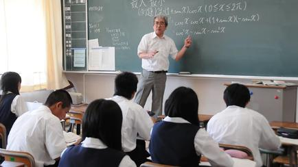 西宮市立西宮高校の制服写真画像動画まとめ・レビュー口コミ評判・生徒の着こなし・夏服冬服詳細情報
