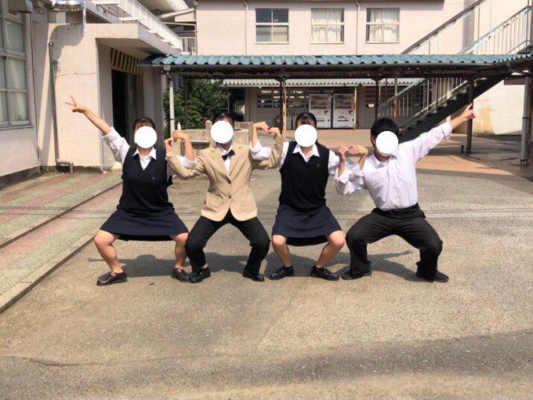 埼玉県立蕨高校の制服写真画像動画まとめ・レビュー口コミ評判・生徒の着こなし・夏服冬服詳細情報（わらびこうとうがっこう）