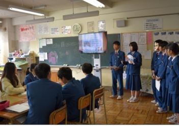 草加市立花栗中学校の制服写真画像まとめ・レビュー口コミ評判・体操服ジャージ・夏服冬服詳細情報