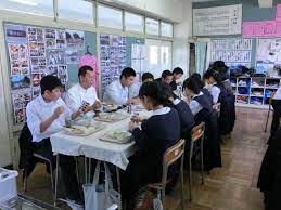 さいたま市立岩槻中学校の制服写真画像動画まとめ・レビュー口コミ評判・体操服ジャージ・夏服冬服詳細情報