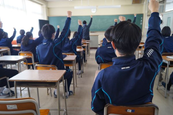 兵庫県立加古川北高校の制服写真画像動画まとめ・レビュー口コミ評判・生徒の着こなし・夏服冬服詳細情報