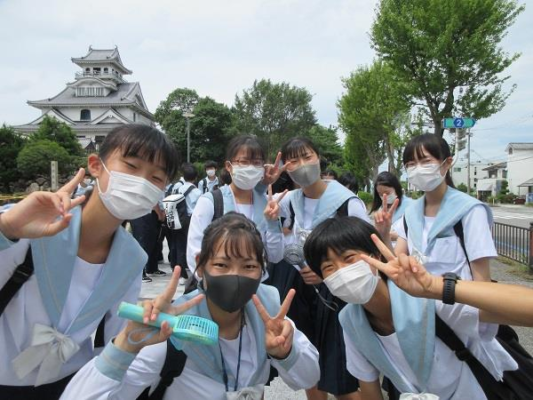 愛知県立西春高校の制服写真画像まとめ・レビュー口コミ評判・生徒の着こなし・夏服冬服詳細情報