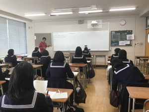 比治山女子中学高校の制服写真画像動画まとめ・レビュー口コミ評判・生徒の着こなし・夏服冬服詳細情報