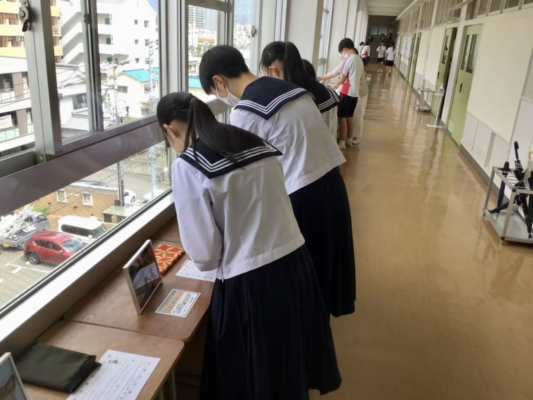 比治山女子中学高校の制服写真画像動画まとめ・レビュー口コミ評判・生徒の着こなし・夏服冬服詳細情報