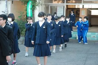 宮代町立百間中学校の制服写真画像動画まとめ・レビュー口コミ評判・体操服ジャージ・夏服冬服詳細情報