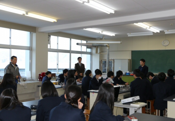 福井県立若狭高校の制服写真画像動画まとめ・レビュー口コミ評判・生徒の着こなし・夏服冬服詳細情報