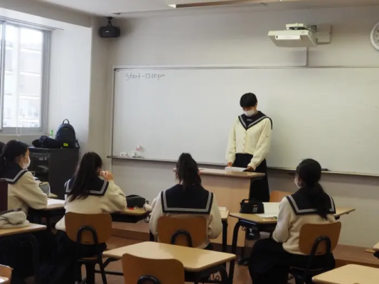 金蘭会中学高校の制服写真画像動画まとめ・レビュー口コミ評判・セーラー服ジャージ部活バレー様子等
