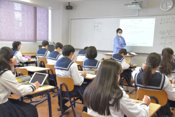金蘭会中学高校の制服写真画像動画まとめ・レビュー口コミ評判・セーラー服ジャージ部活バレー様子等