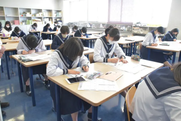 金蘭会中学高校の制服写真画像動画まとめ・レビュー口コミ評判・セーラー服ジャージ部活バレー様子等