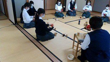獨協埼玉中学高校の制服写真画像動画まとめ・レビュー口コミ評判・生徒の着こなし・夏服冬服詳細情報
