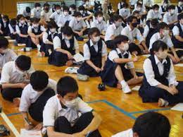 さいたま市立宮前中学校の制服写真画像動画まとめ・レビュー口コミ評判・体操服ジャージ・夏服冬服詳細情報