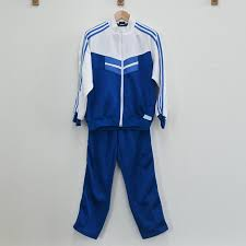 青稜中学高校の制服写真画像動画まとめ・レビュー口コミ評判・生徒の着こなし・夏服冬服詳細情報
