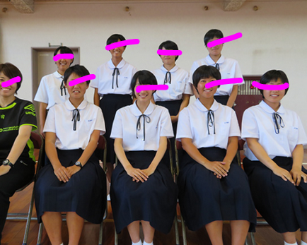 山口県立岩国商業高校の制服写真画像動画まとめ・レビュー口コミ評判・夏服冬服詳細情報【2023/令和5年新制服】全身紺色廃止