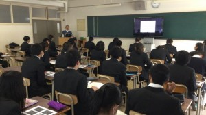 兵庫県立神戸高塚高校の制服写真画像動画まとめ・レビュー口コミ評判・生徒の着こなし・夏服冬服詳細情報