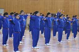 尼崎市立尼崎高校の制服写真画像動画まとめ・レビュー口コミ評判・生徒の着こなし・夏服冬服詳細情報